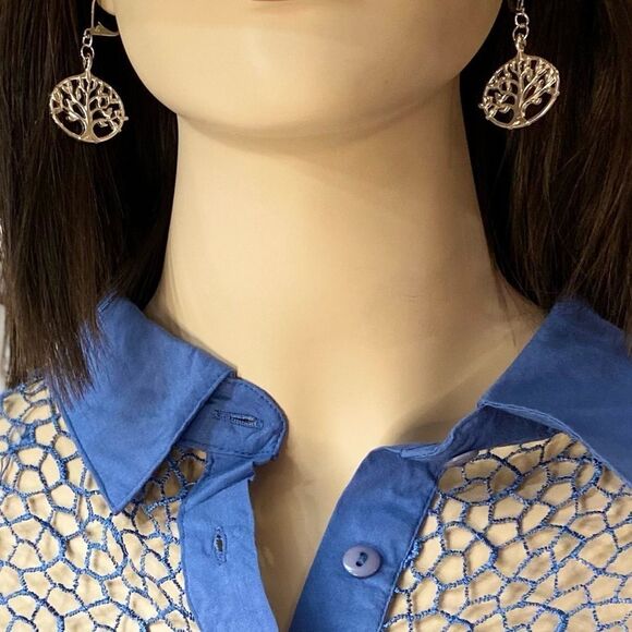 Silver Tree of Life Cut Out Clip Closure Dangle Earrings NEW - Picture 4 of 4